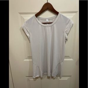 Lululemon t-shirt